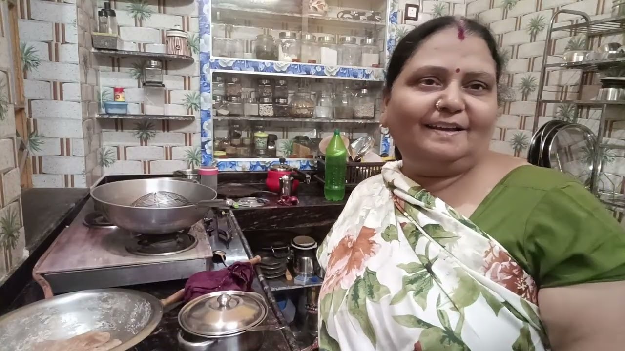 रात के खाने बनाईछोला की सब्जीऔर रोटी पुरी