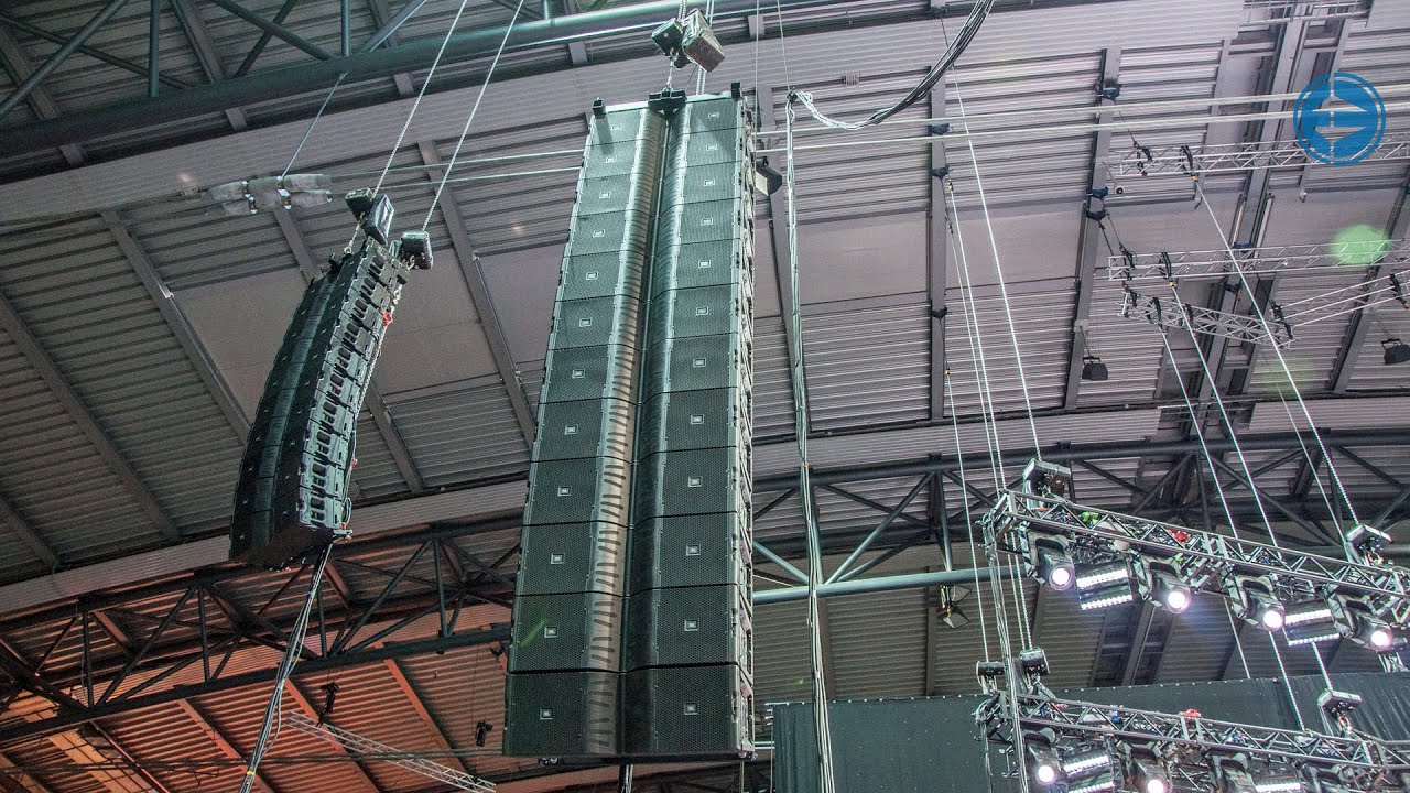 JBL VTX V25-II-CS: Frank Müller von 8days a week über den Einsatz bei PUR