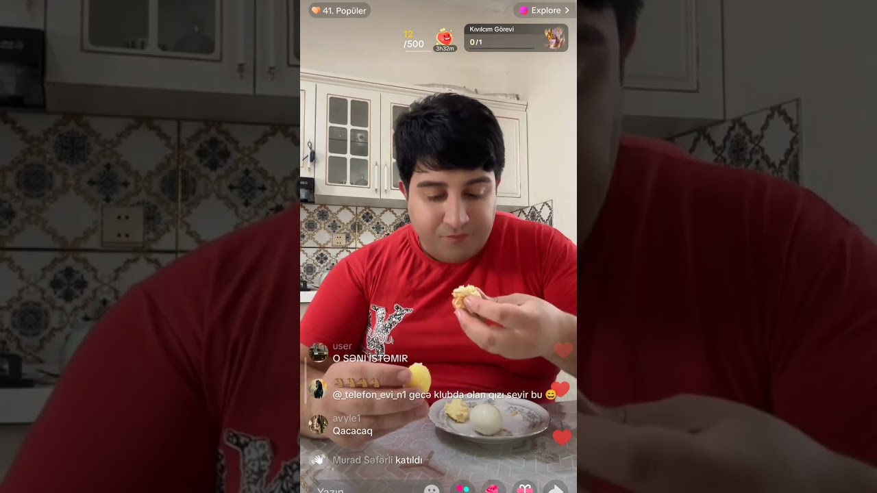 BABOŞ AŞİQ OLDUĞU QIZI GÖSTƏRDİ 