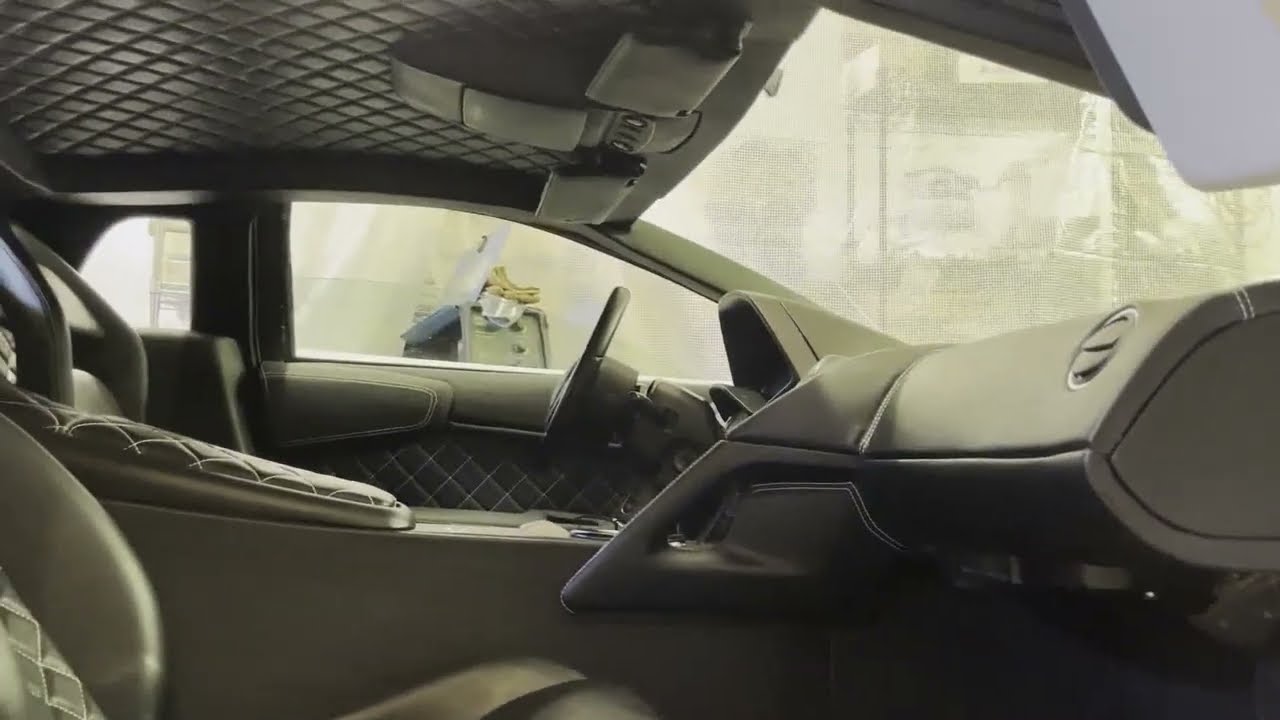 Lamborghini Replica - Interior