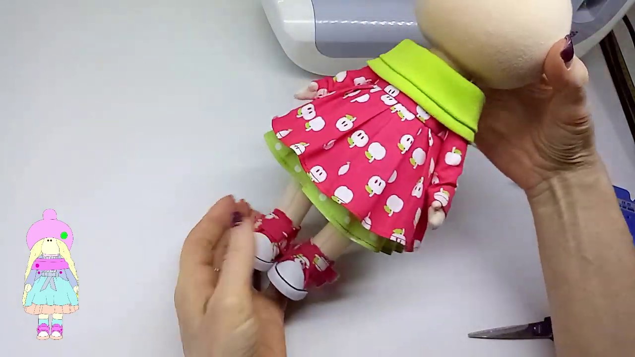 Как сшить съемный шарфик на куклу.