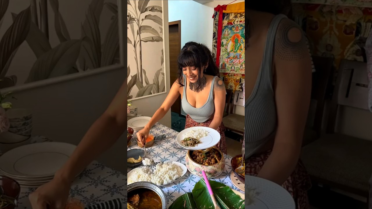 Lin Laishram Cooked Manipuri Chicken Curry #linlaishram #bollywood #shorts #viralvideo