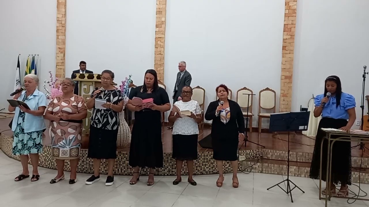 DEUS É MARAVILHOSO 