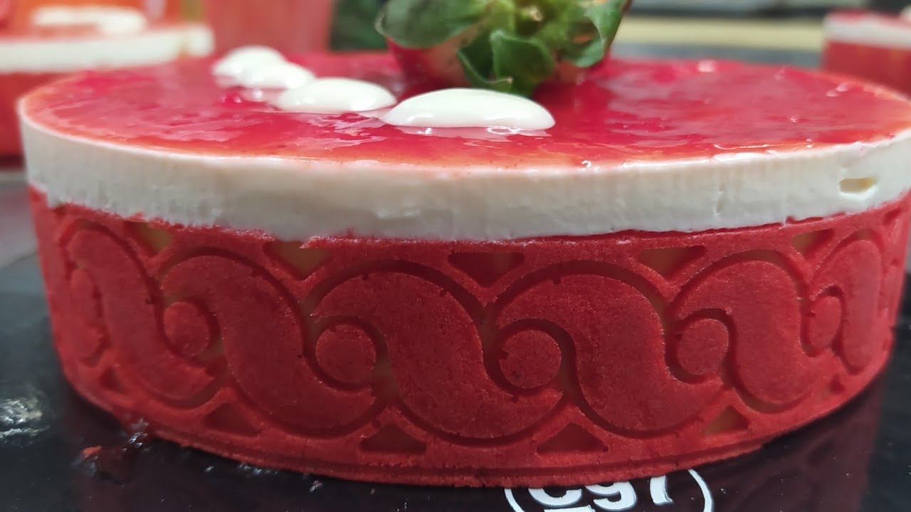 Biscuit Girotorta Decorativo - Corso di Pasticceria