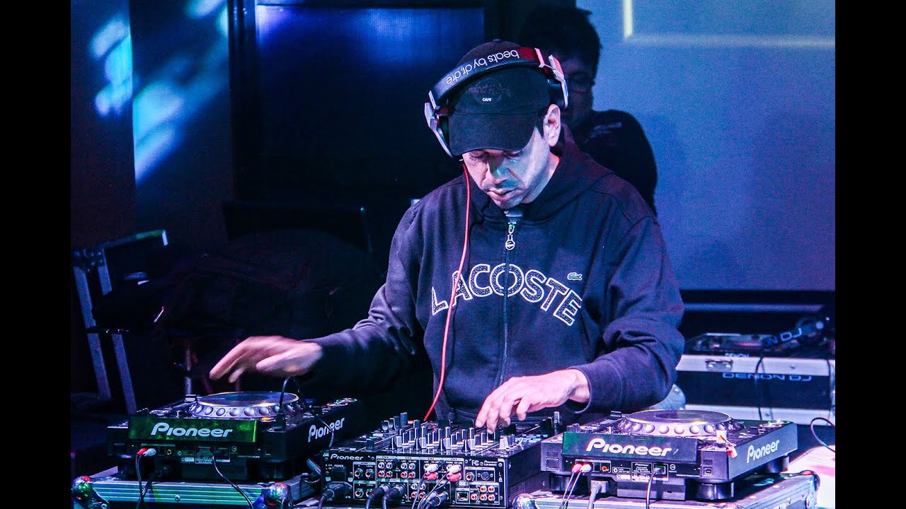 Pasco Creativo - DJ Tavo en Pasco