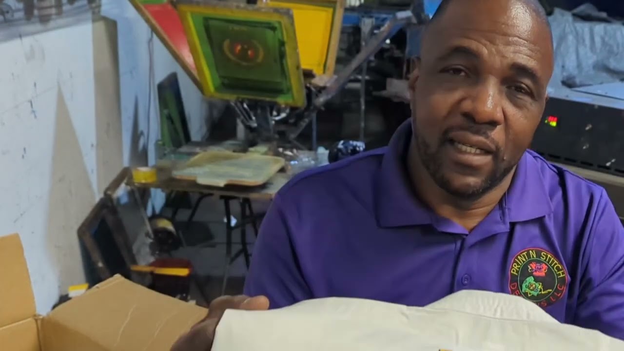 HOW TO SCREEN PRINT MULTI COLOR DESIGN