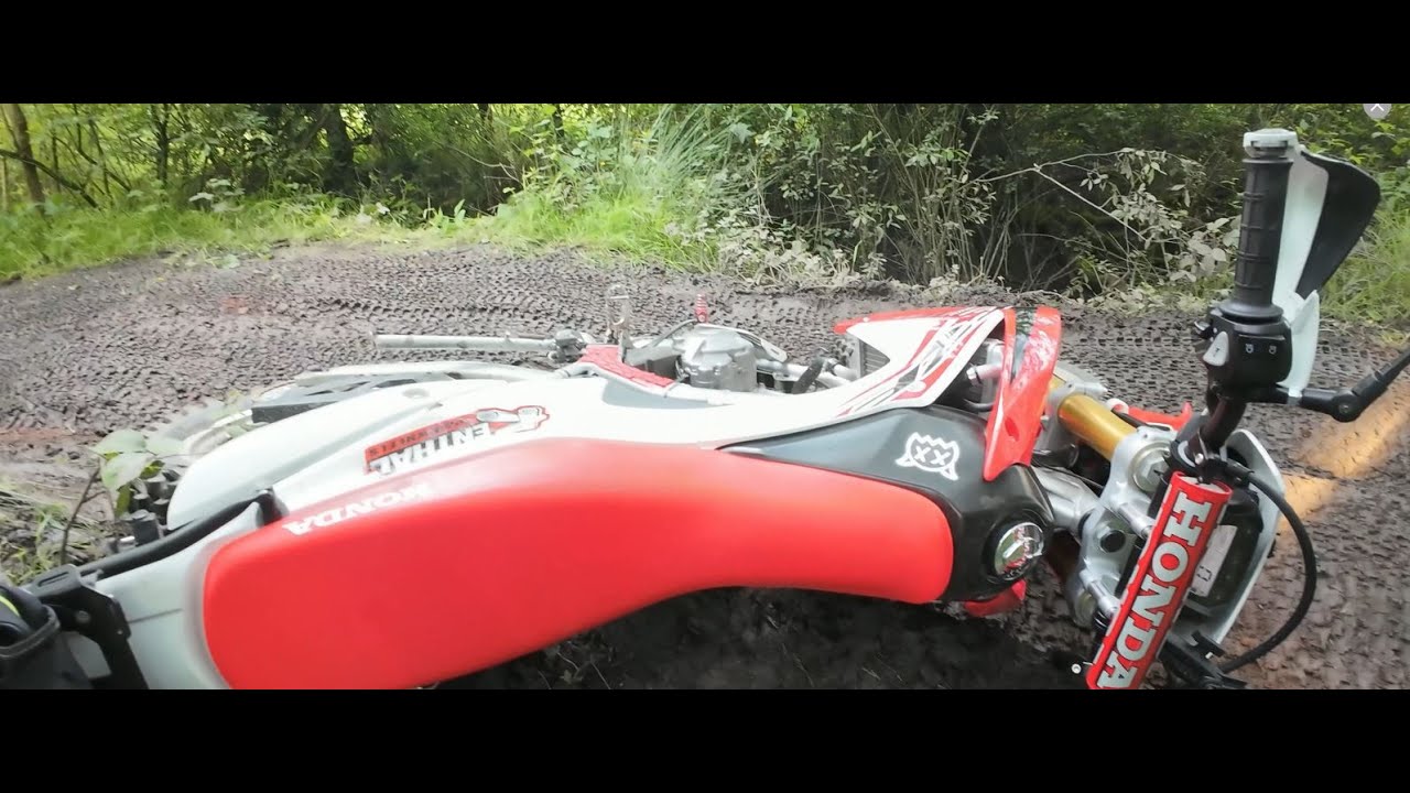 Abram Motorpark Enduro Loop - CRF250L Novice - Crash!