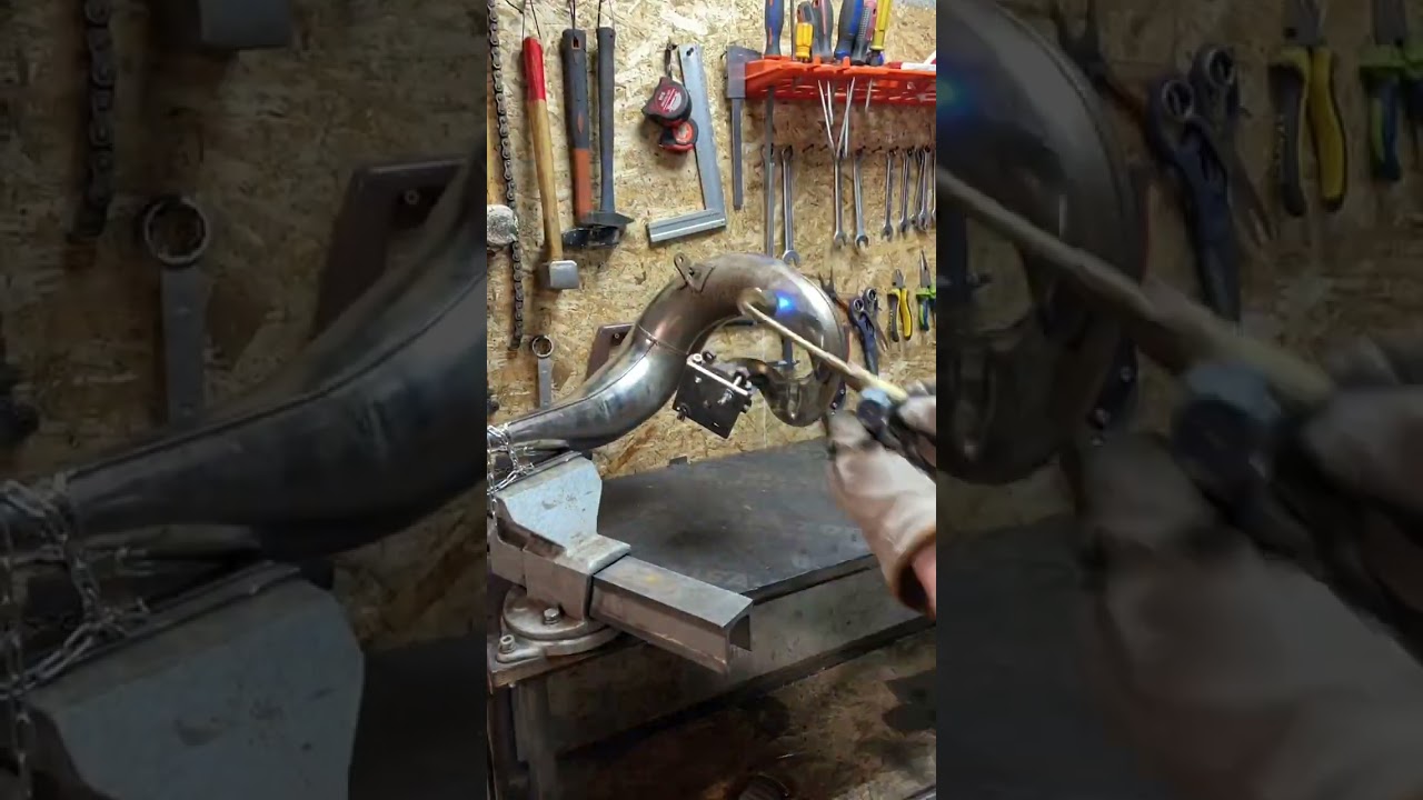 Правка резонатора Rieju MR 300 (Repair of 2t pipe Rieju MR 300)