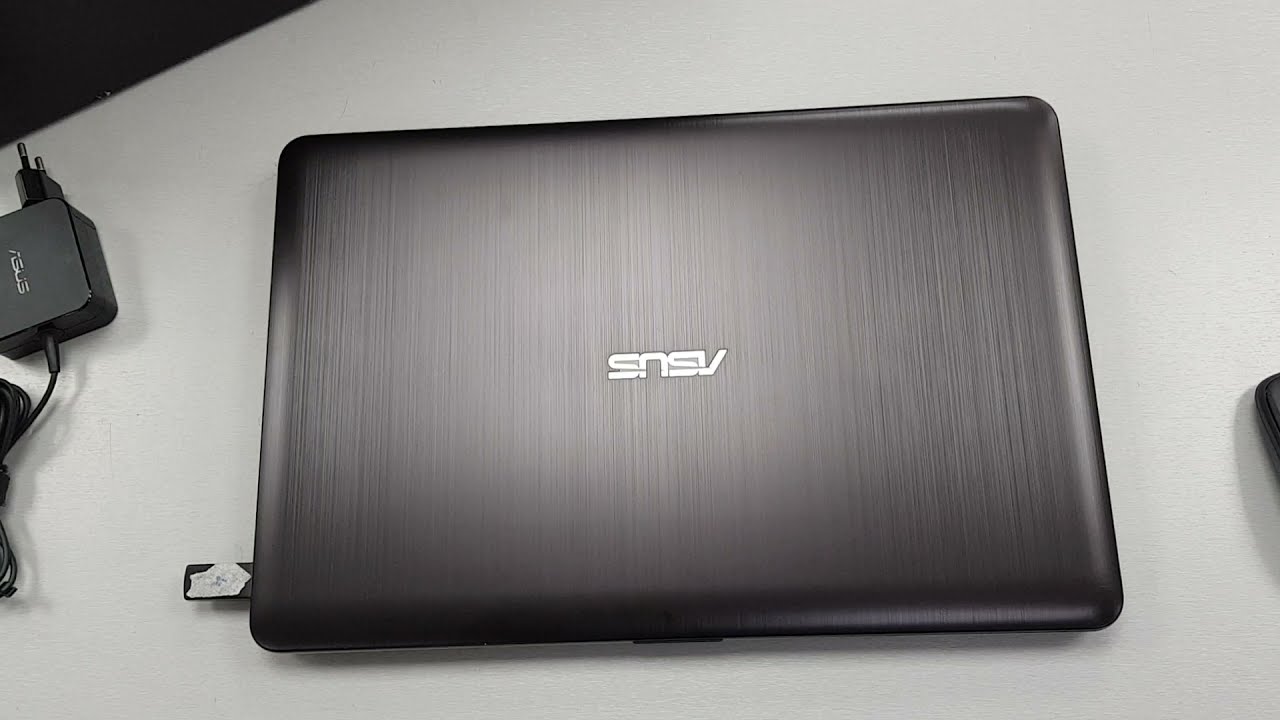 Core i3 - 5005U /  8Gb / Intel HD / SSD 120Gb / HDD 500Gb / Wi-Fi / Web Cam / TFT 15.6" (Full HD)