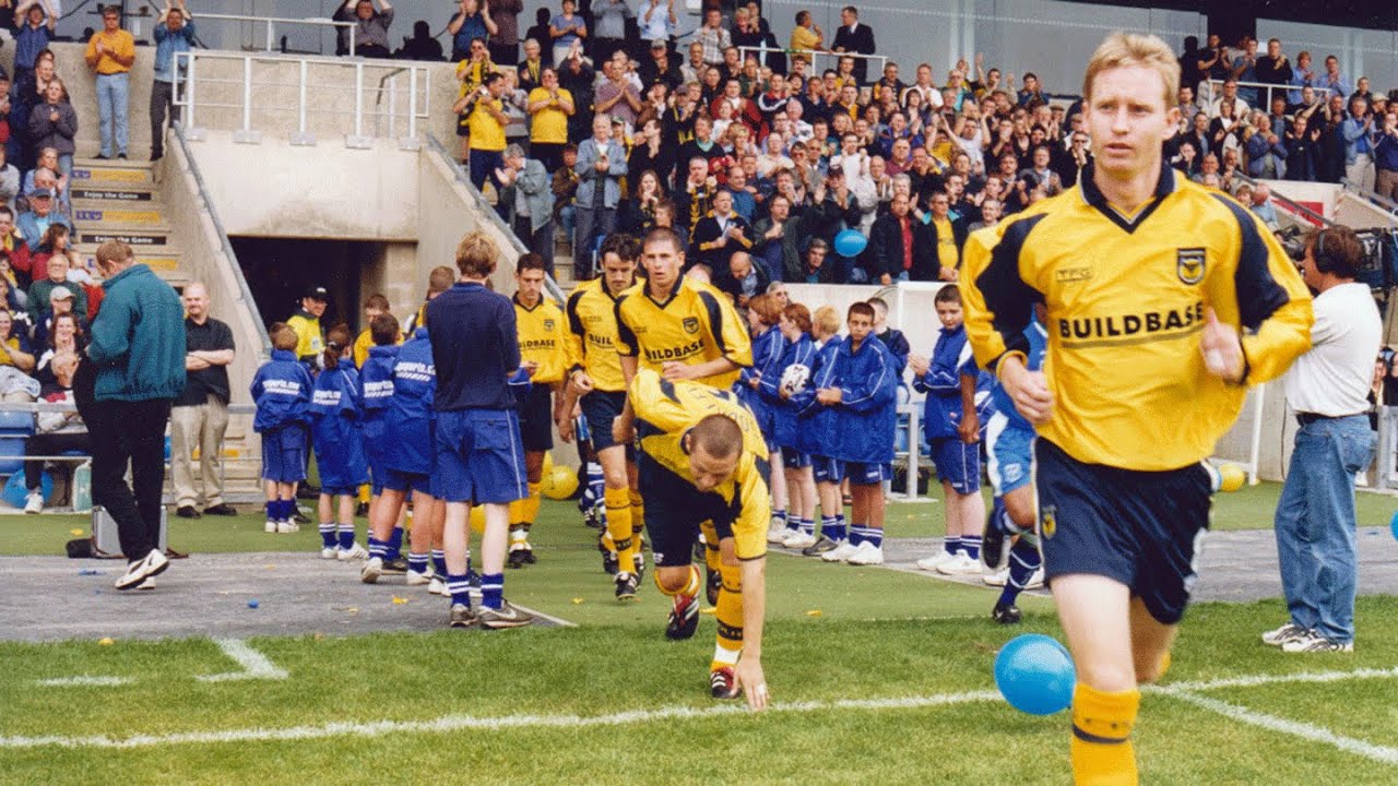 FIRST GAME AT THE KASSAM: Oxford United v Rochdale 2001-02