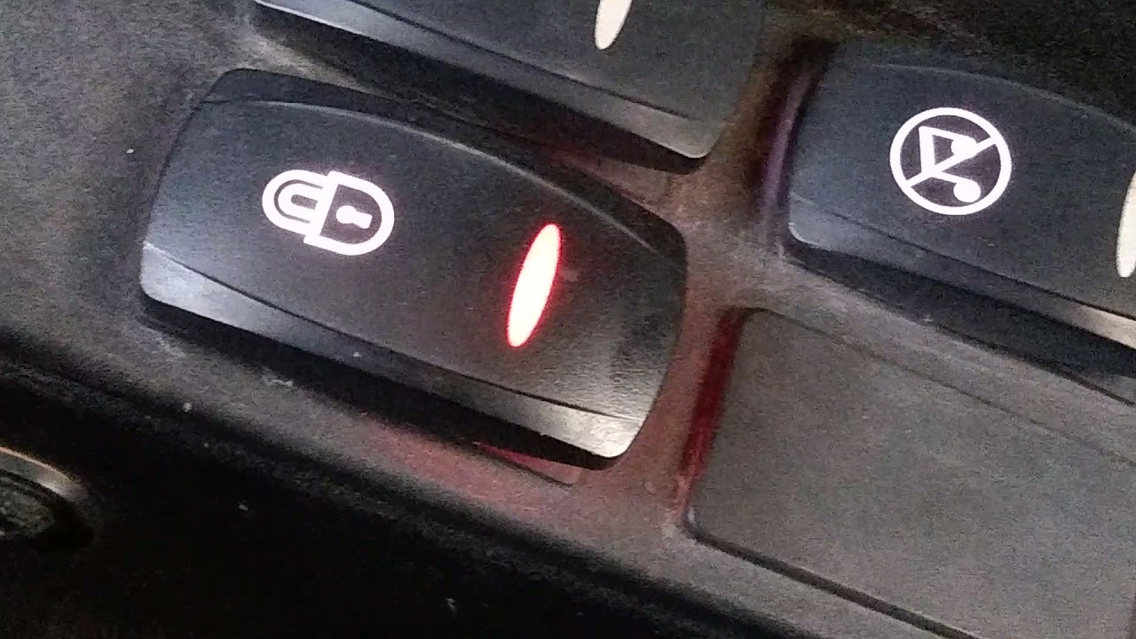 DICAS em Escavadeira... Travas de segurança da máquina vejam a principais!!!