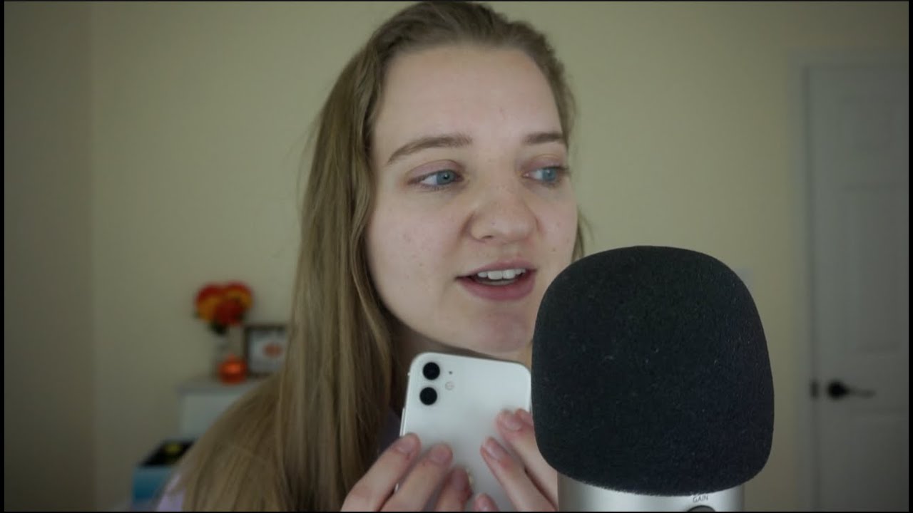 [ASMR] Whispered Ramble (New phone, Vlogmas + Reflecting on this year) + Trigger Sounds
