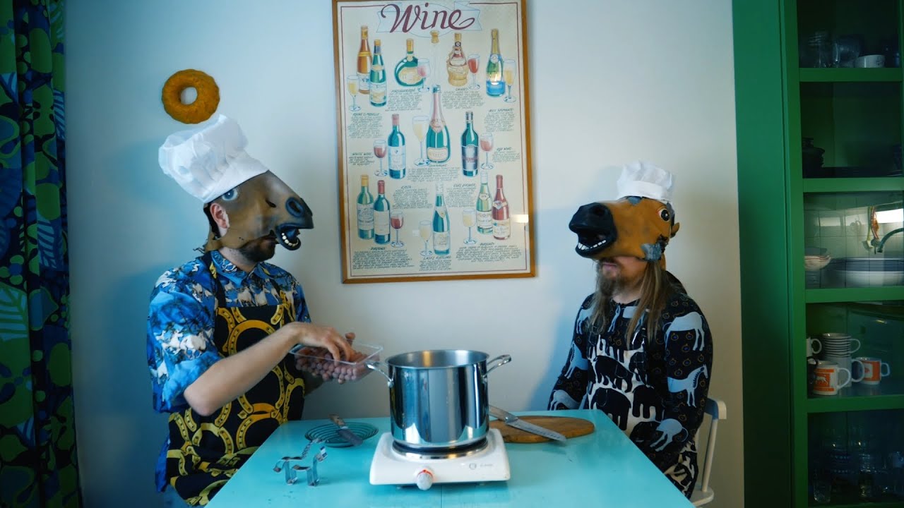 Horse Attack Sqwad - Sippaa nakkivesi (musiikkivideo)