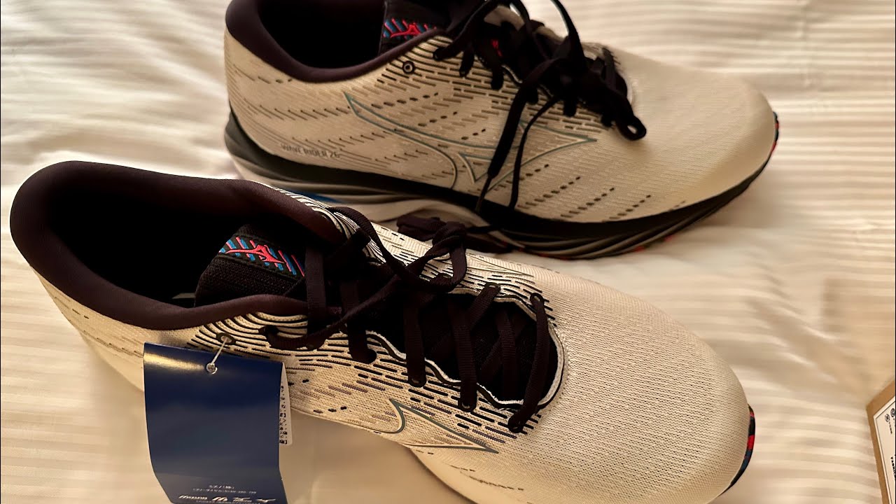 MIZUNO ENERZY Foot Navi wave rider 26 purchase at flagship store Tokyo