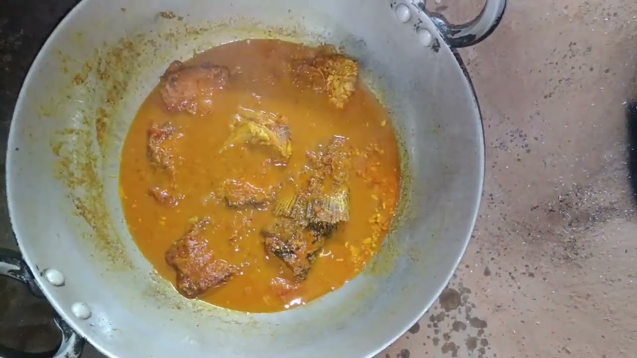 Village Style Rahu Fish Curry Cooking & Eating 😋🔥 | Desi Fish Recipe with Akshay Kumar
