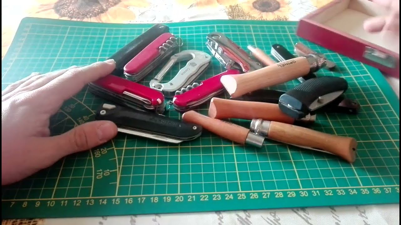 La mia Collezione di Coltelli (Knife Collection)