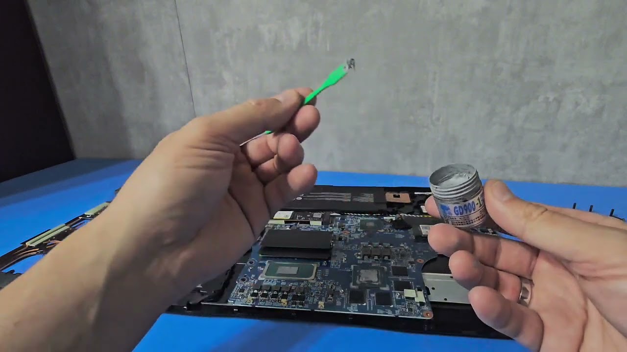 Разбор и чистка MSI Katana Gf76