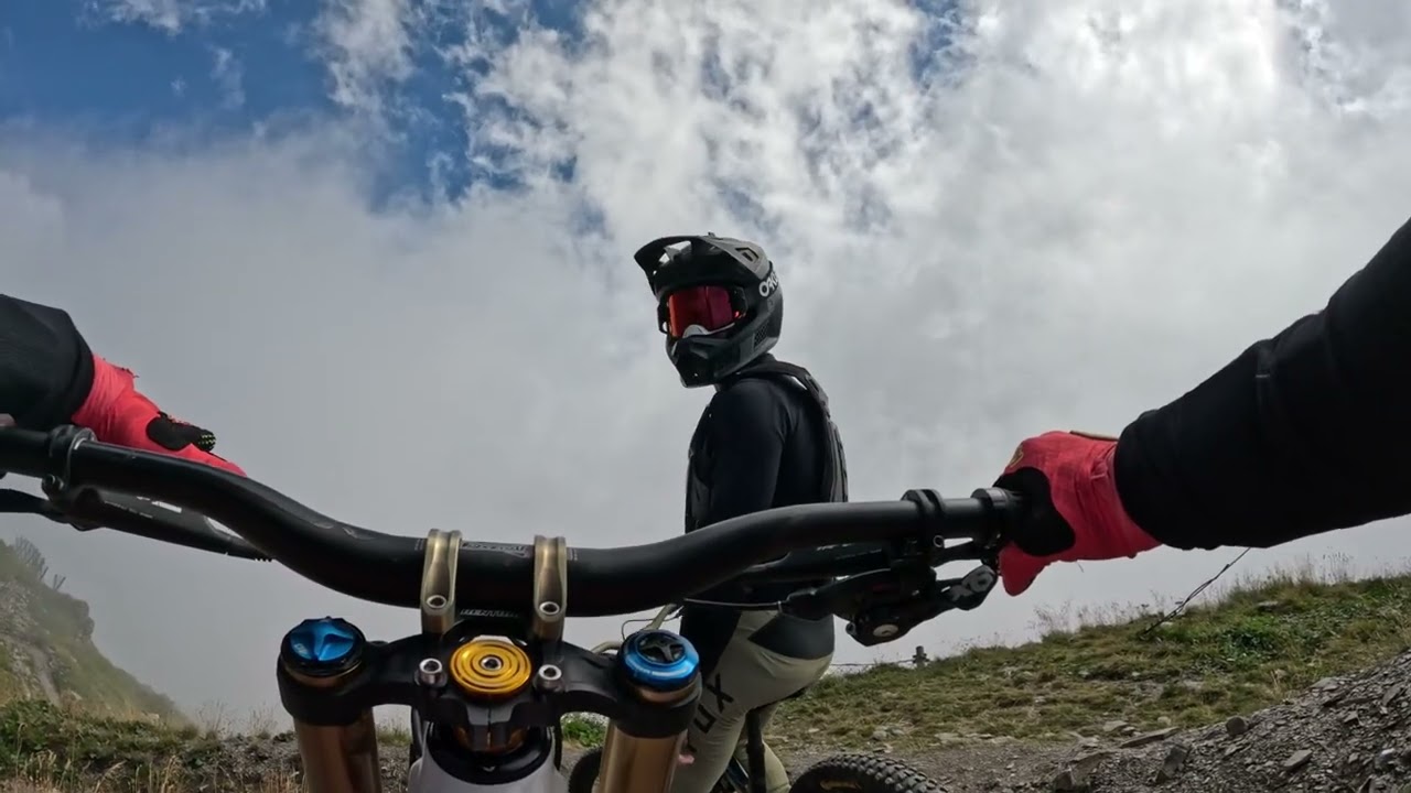 Pleney, Les crosets ja kuoleman pelkoa. Riding Pleney, Les crosets and fear of hights