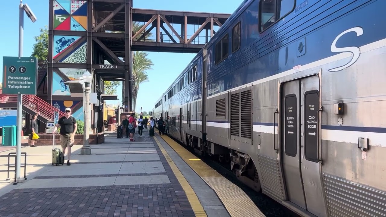The arrival and departure of Amtrak 573 at Fullerton train station on 1/31/26