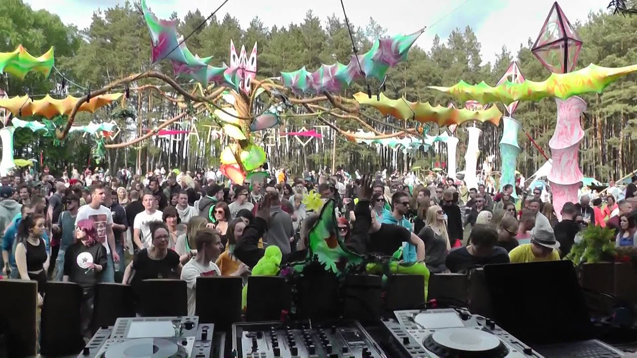 Mondero  live  @ Herrentags Open Air 2015