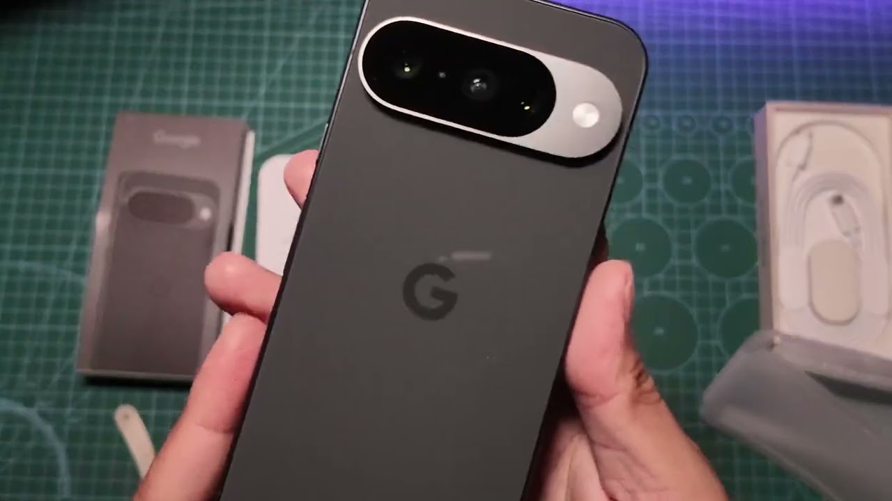 Google Pixel 10 (256GB Obsidian) Unboxing! - ASMR