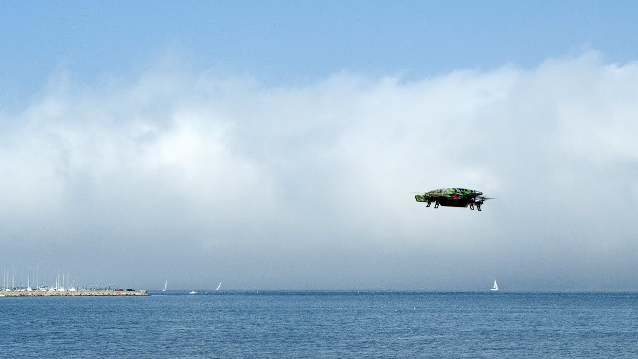 AR.Drone 2.0: An&aacute;lisis en espa&ntilde;ol