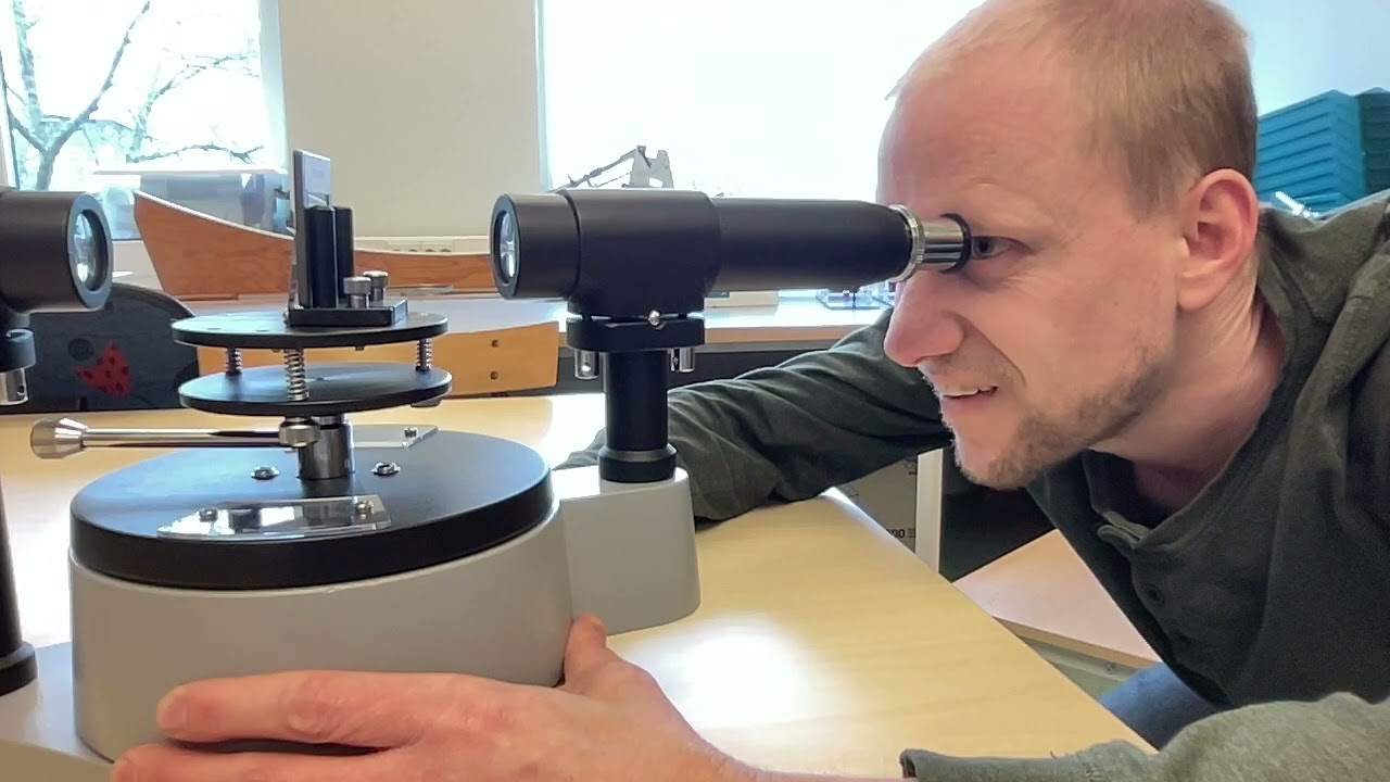Laboration med gitter-spektrometer