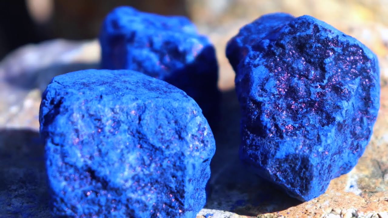 Histoire de pigments, les ocres, les bleus...