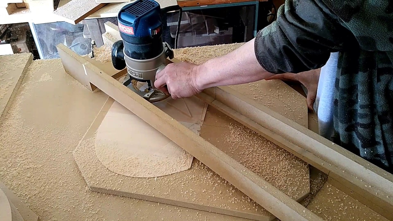 Classical Guitar Making: Using my 25ft radiusing jig on my work board.