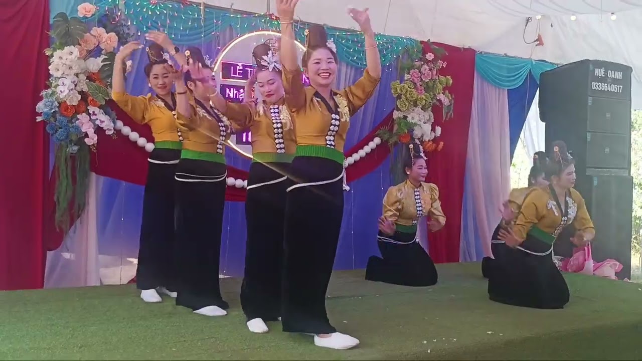 Mơi pi nọng tỏn le bái xé ính la ơi 