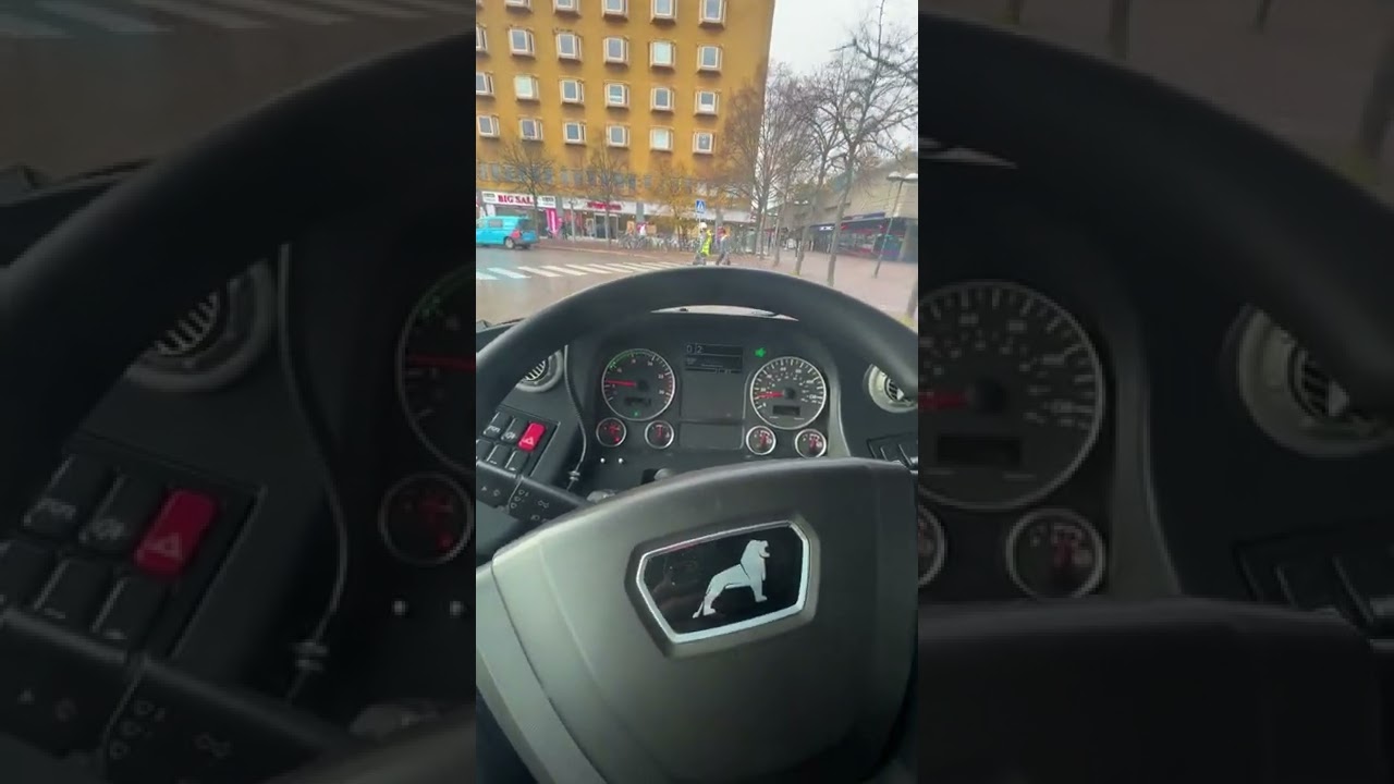 Sweden-Stockholm-POV-Free Ride with  MAN Lion's City Sl Articulated Bus-Drivers View3