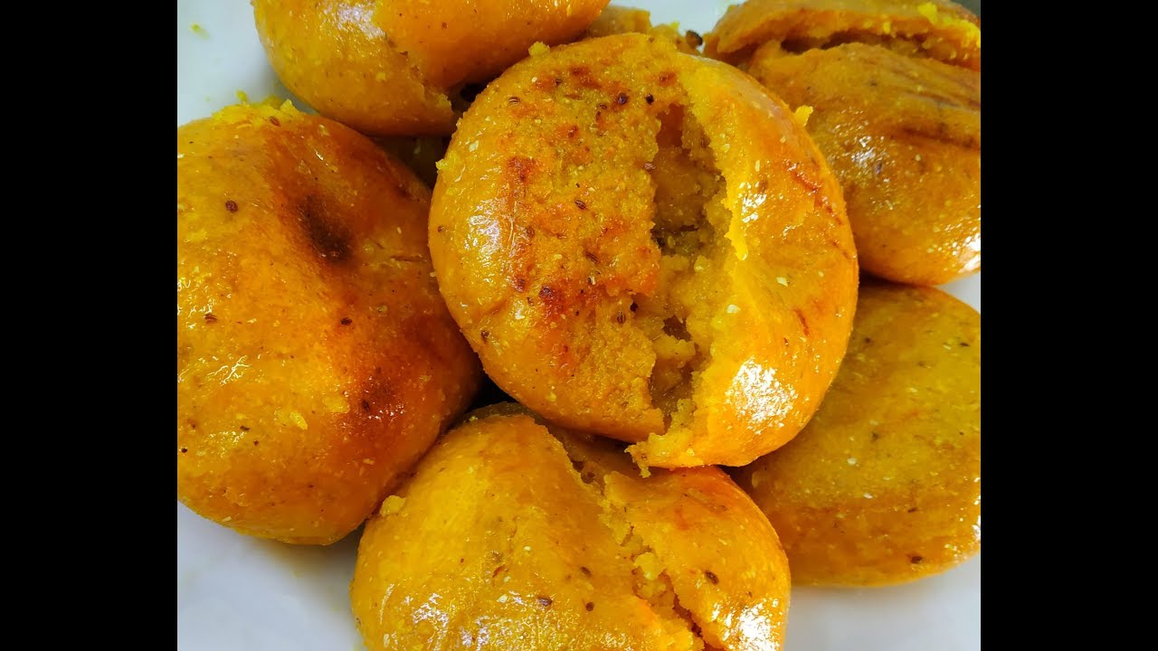 मक्के के सॉफ्ट खिले-खिले बाफले / HOW TO MAKE SOFT MAKKA BAFLA RECIPE