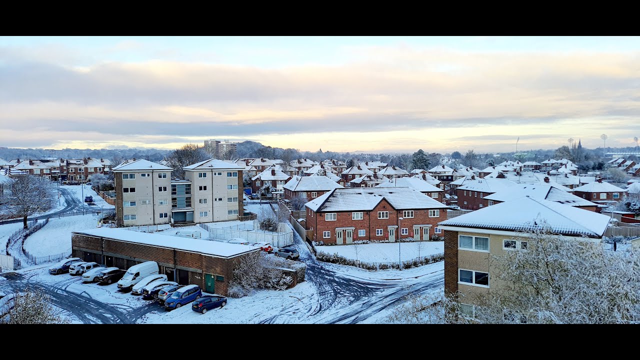 Snowfall in United Kingdom || Leeds Snowfall || November 2021 Snowfall in Leeds || Storm Arwen