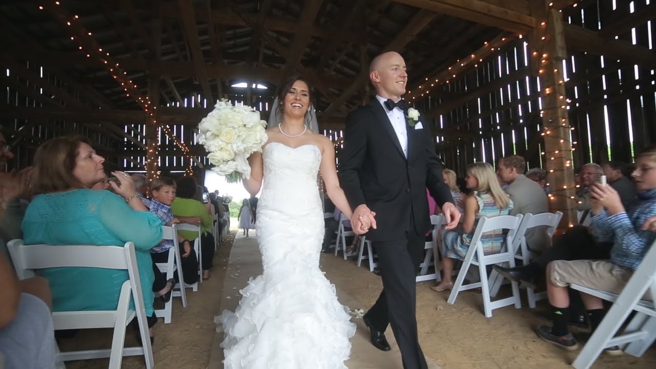 BEAUTIFUL Farm Wedding in Kentucky