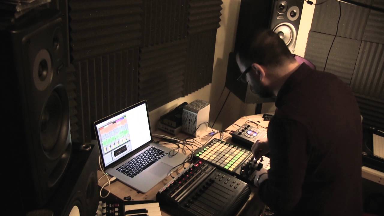 Live Set - Nylon Primate AKA Mook