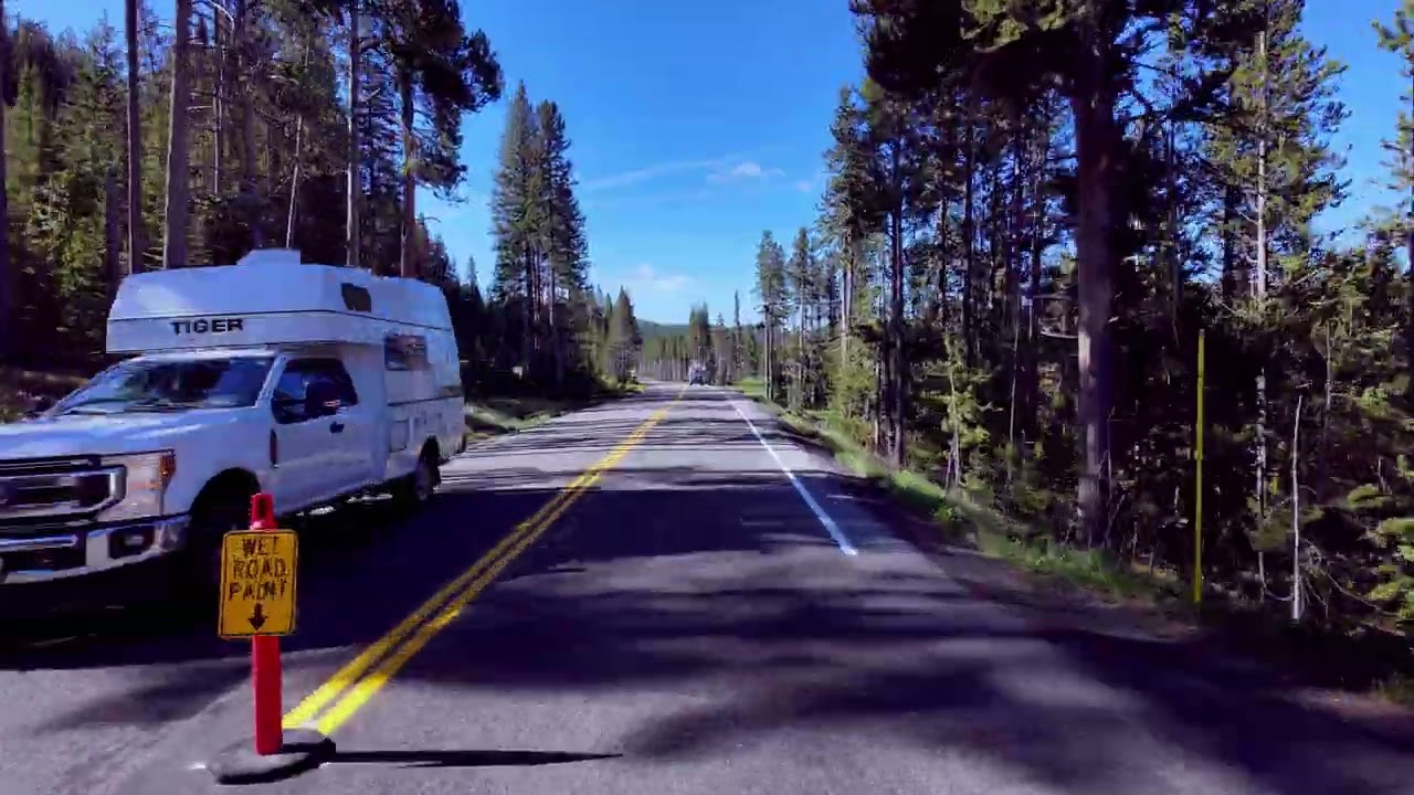 Yellowstone National Park: Grand Loop Road - Bunsen Peak Trail to Old Faithful Part 1/3