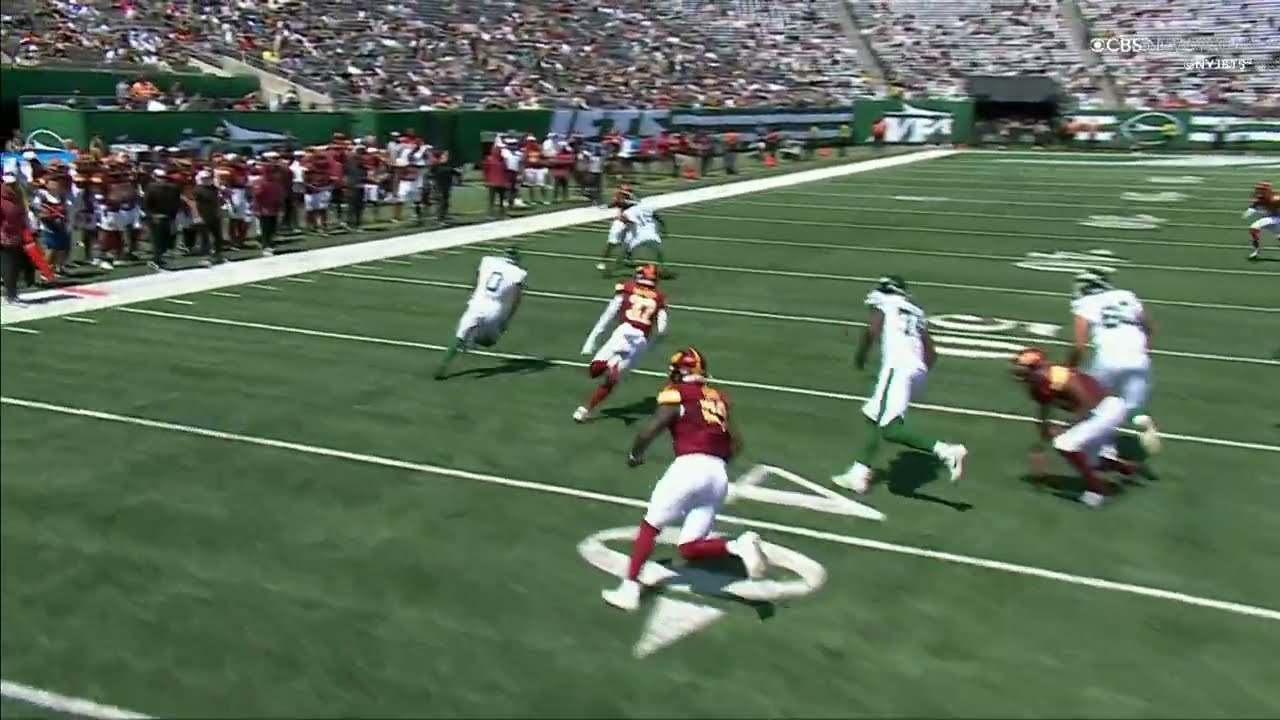 Braelon Allen mashes his accelerator for 24-yard burst to the boundary