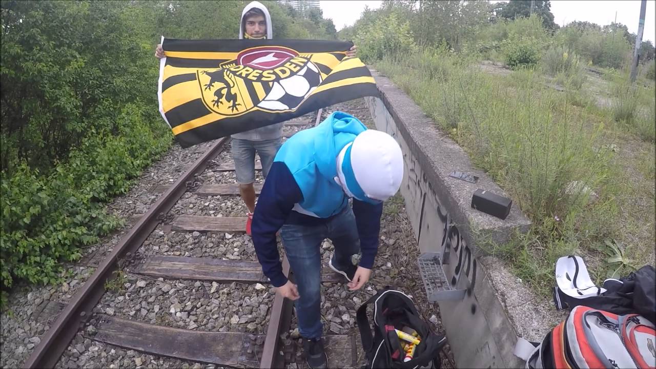 Cicar Cap - Fu&szlig;ballfans sind keine Verbrecher