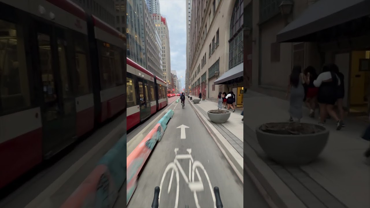 a quick bike ride in central toronto  #torontolife