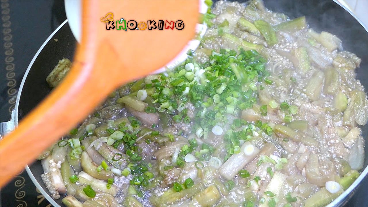 ឆាត្រប់សាច់ជ្រូក Eggplant with Pork Stir Fry - ធ្វើម្ហូប Khooking