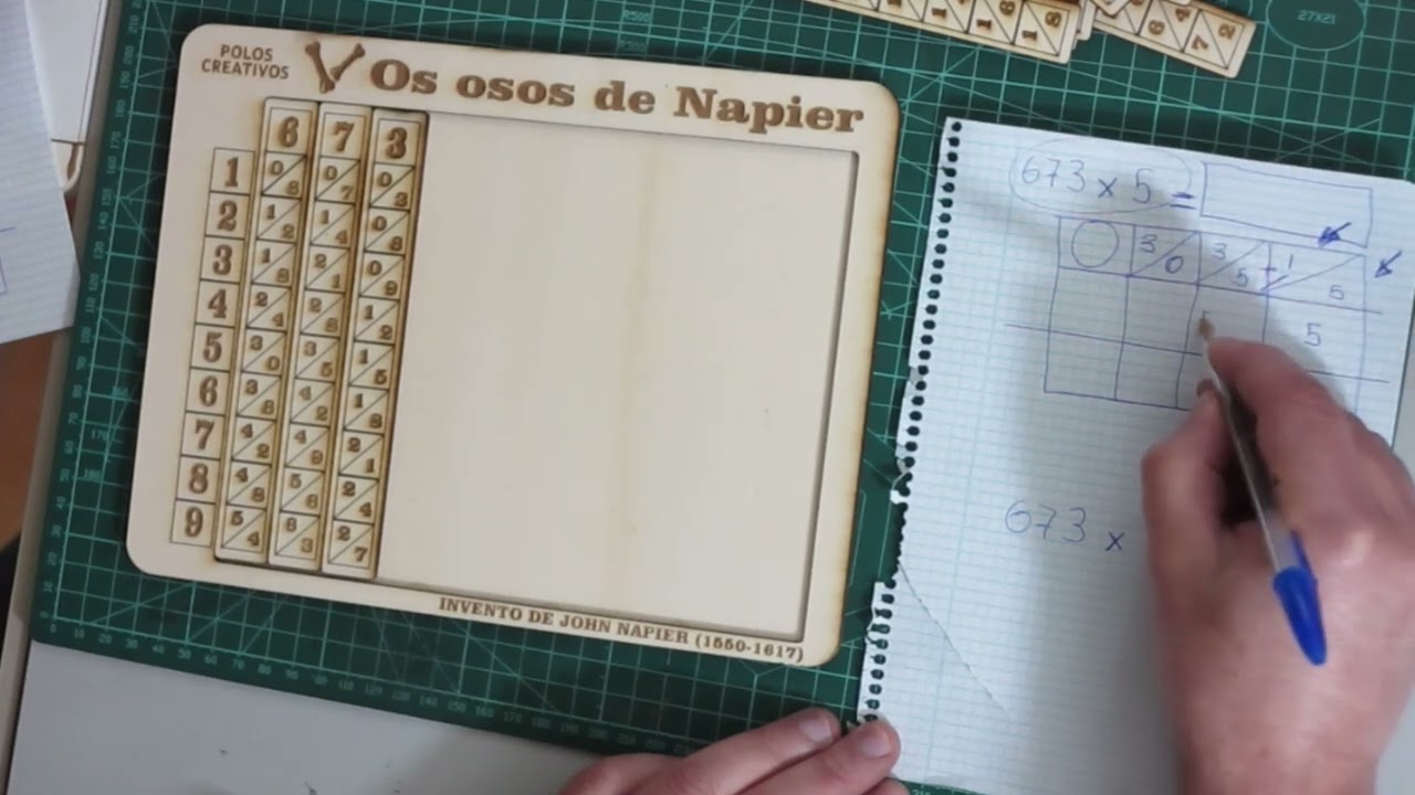 Fabricación del ábaco de Napier con cortadora láser. Polos Creativos Galicia.