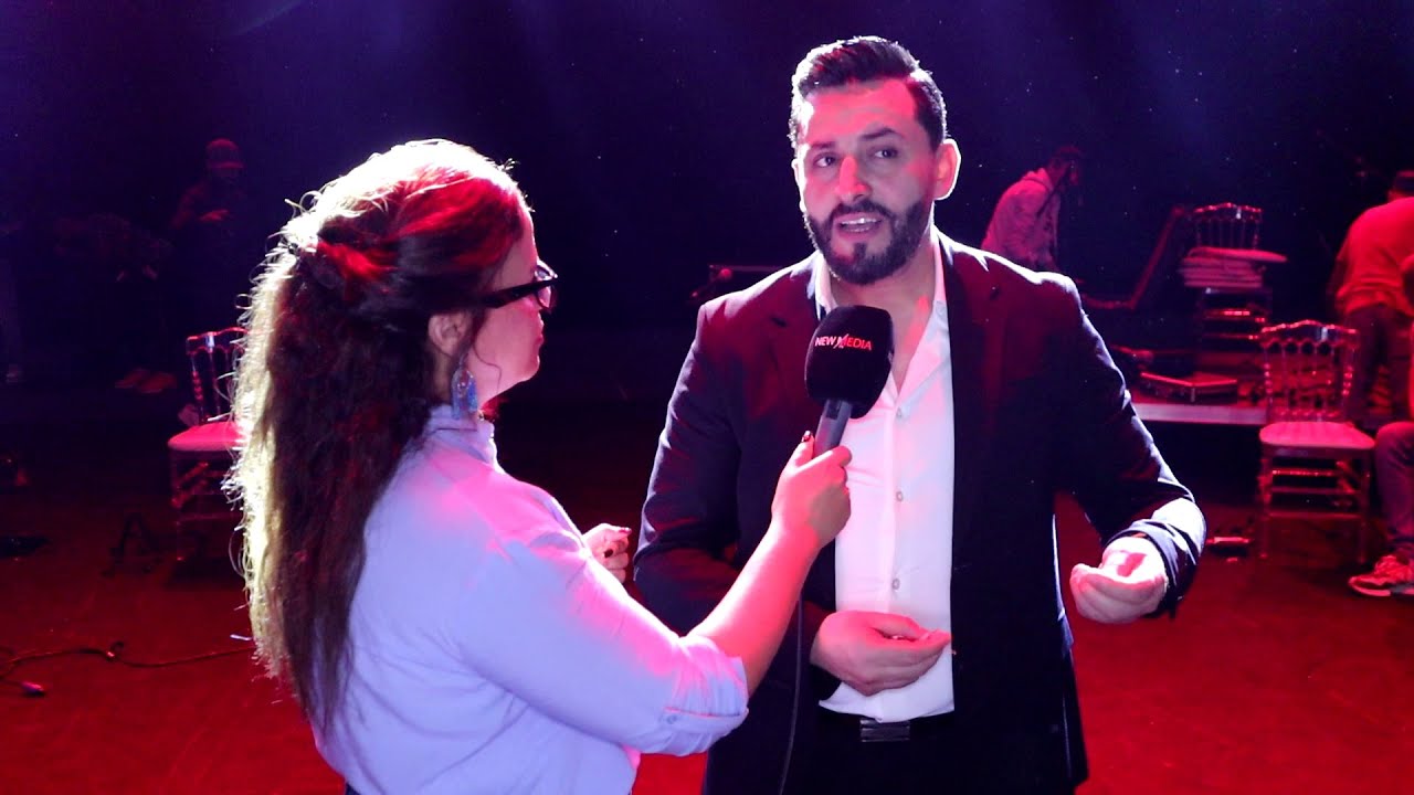على ركح مسرح 