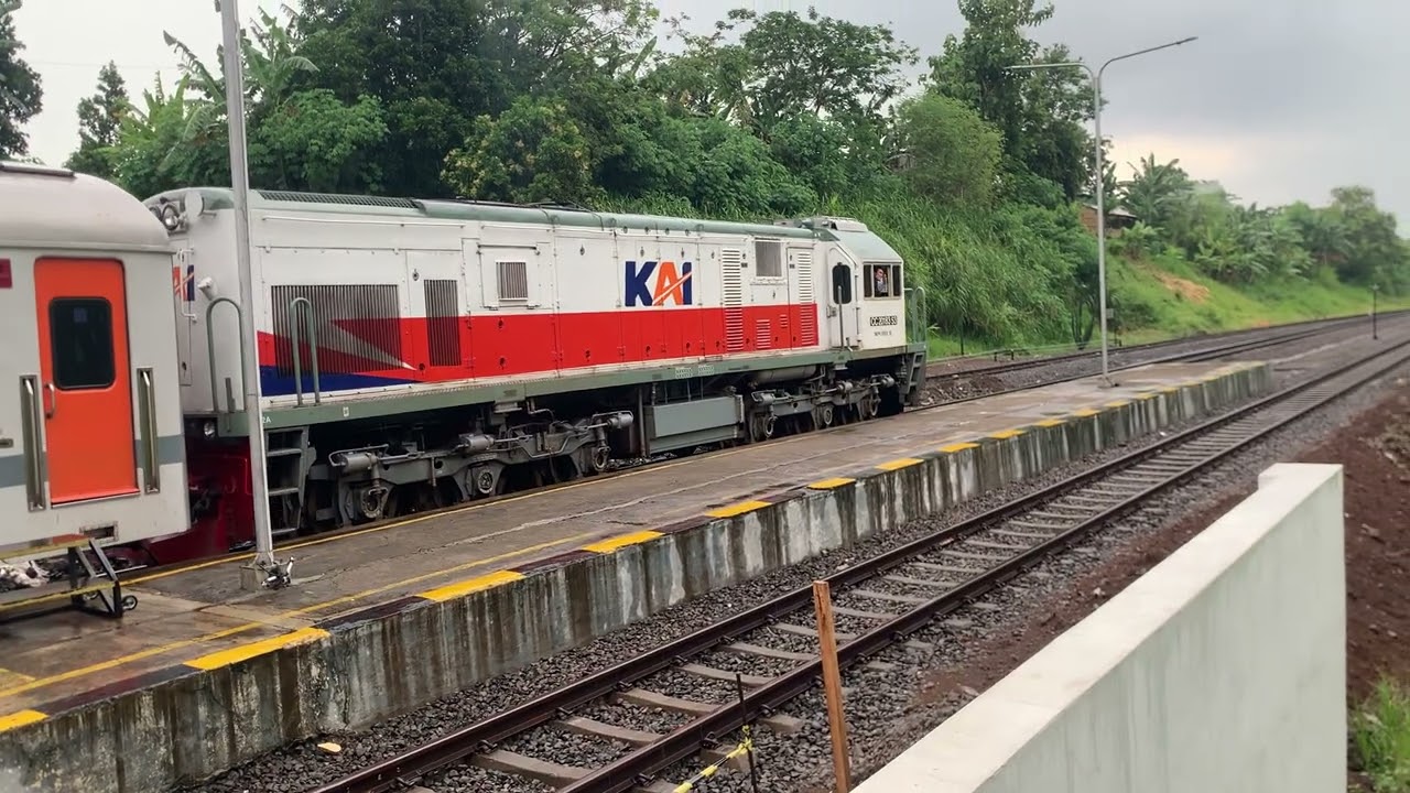 Ka 279 berangkat dari stasiun Banyuwangi kota