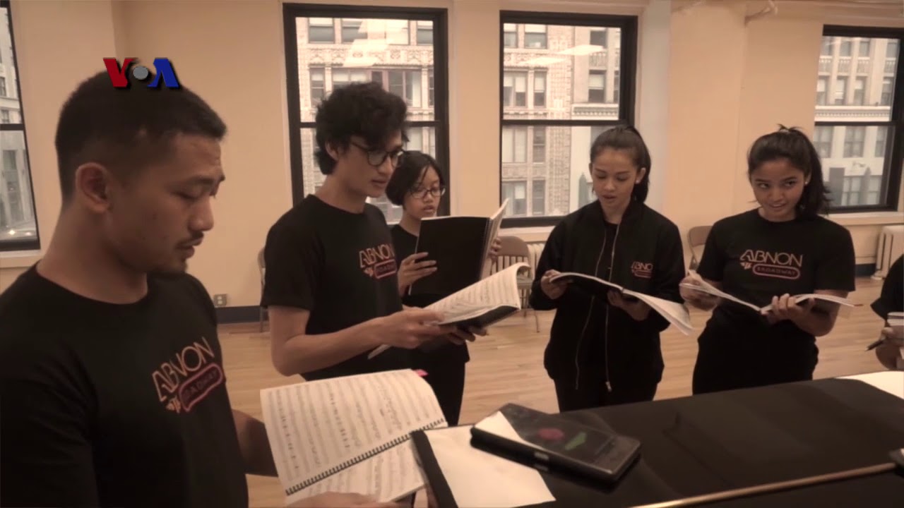 Abnon Goes to Broadway (English Version)