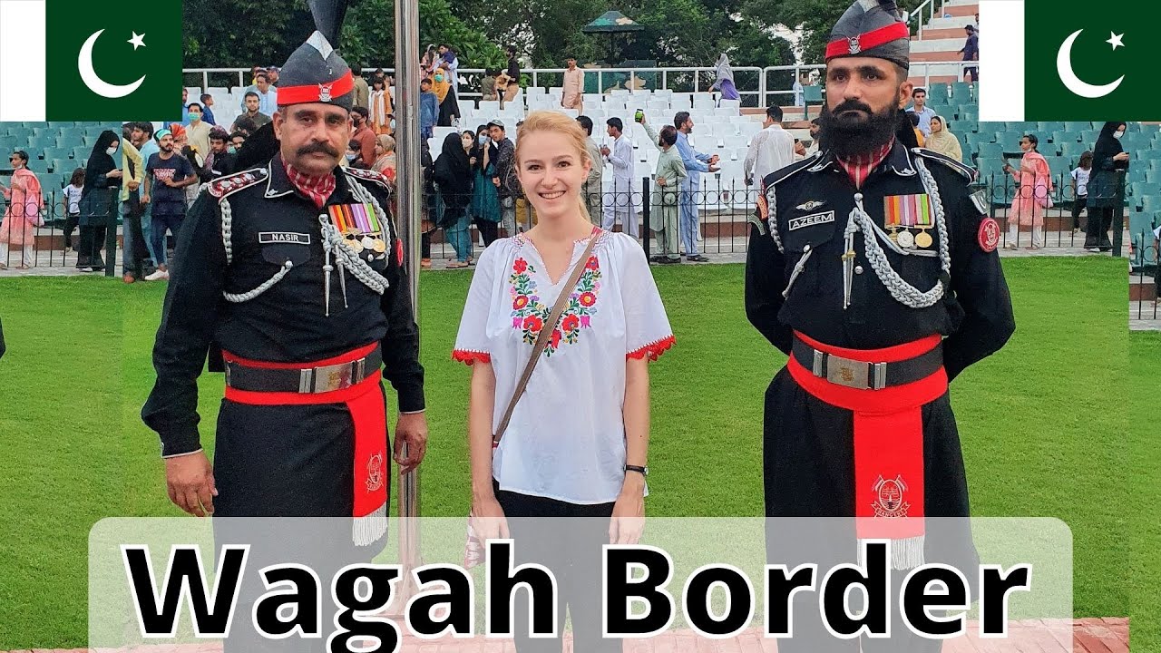 WAGAH BORDER, Пакистан - Реакция европейской девушки