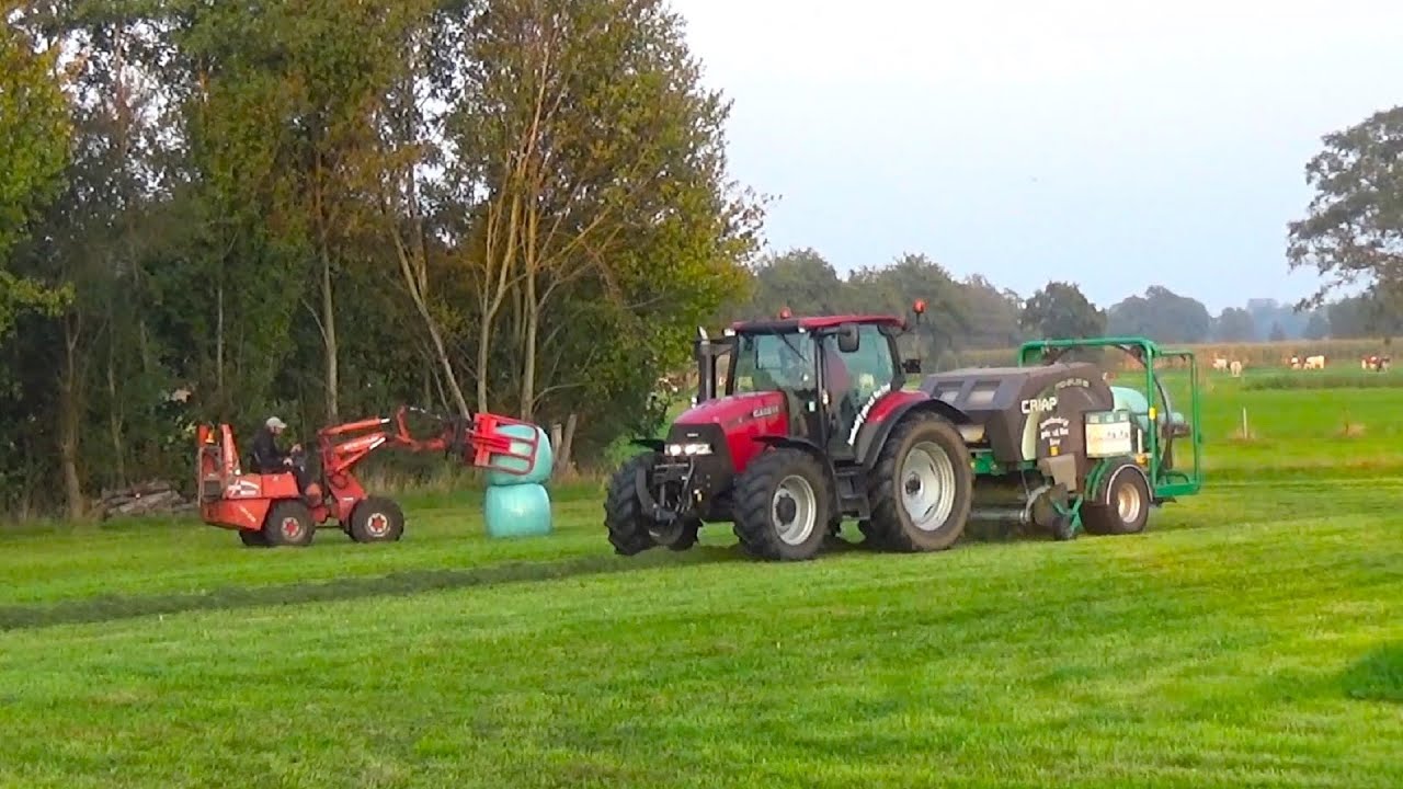 Gebr Van De Riet midi bales