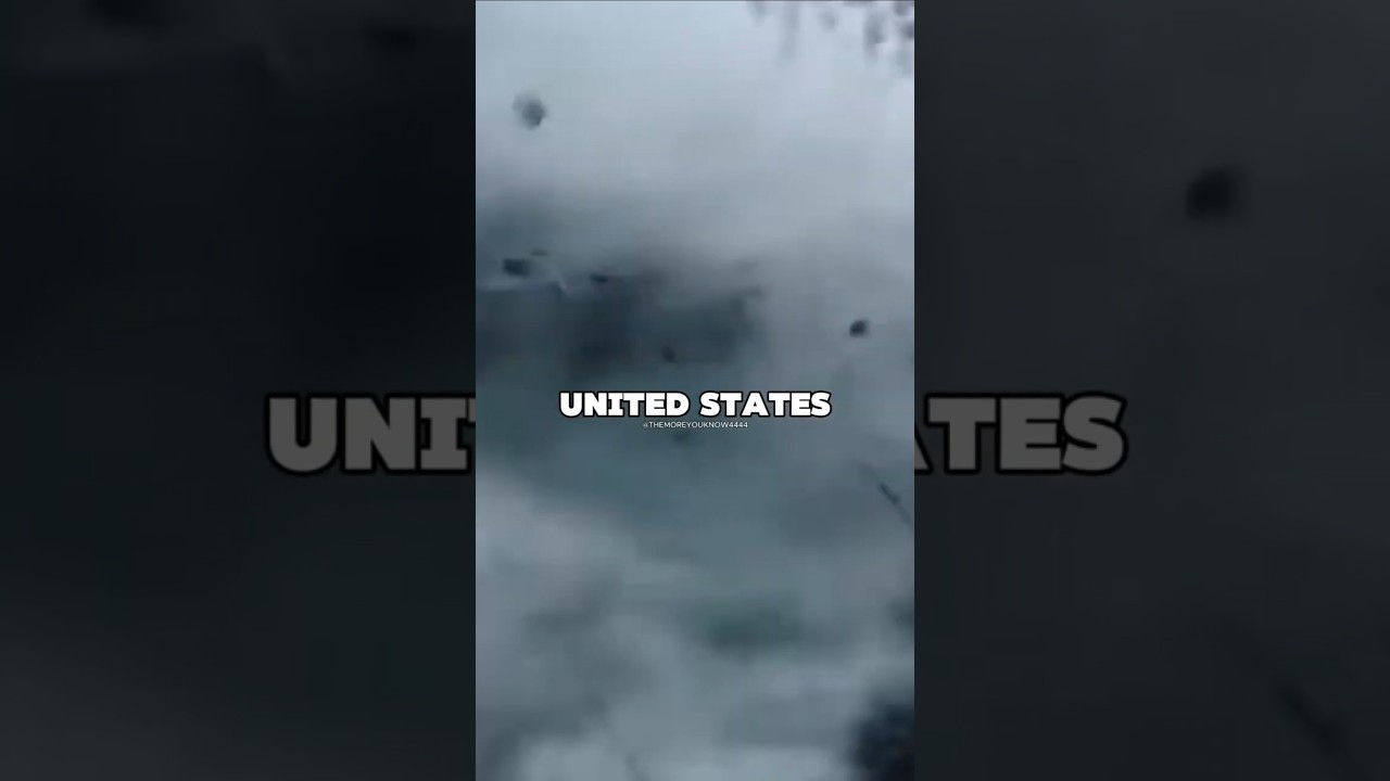 УЖАСНОЕ ЦУНАМИ, КОТОРОЕ МОЖЕТ УНИЧТОЖИТЬ МИР 🌊😱