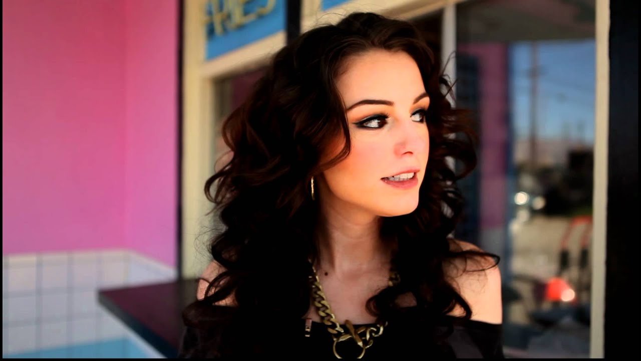 Cher Lloyd Twitter Q&A: Part One