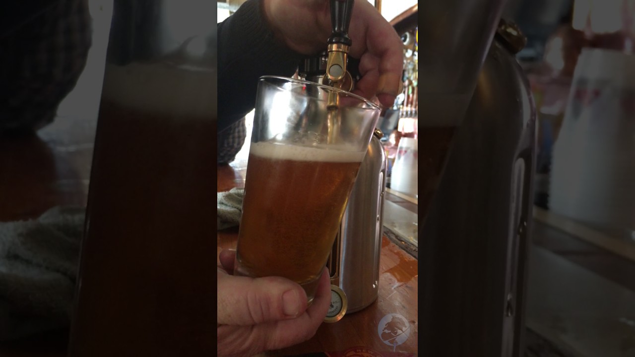 The GrowlerWerks uKeg 64