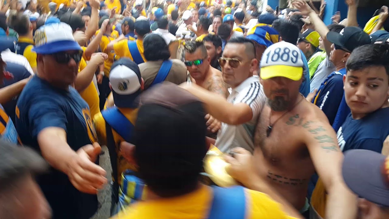 Los guerreros Rosario Central trompetas ingreso